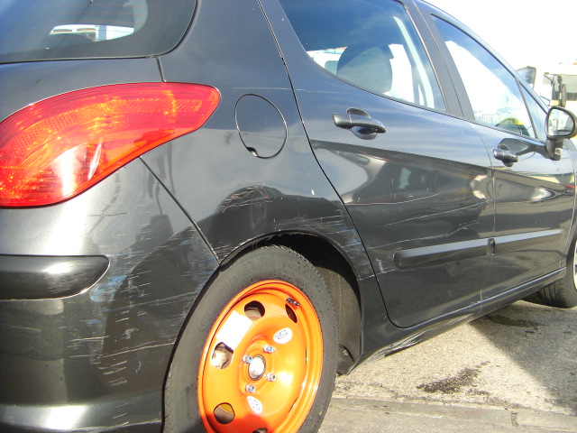 PEUGEOT 308 VTI 1.6 CONFORT 120CV