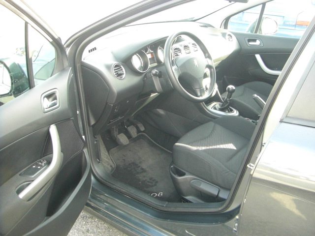 PEUGEOT 308 VTI 1.6 CONFORT 120CV