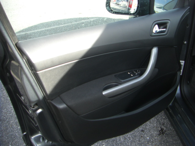 PEUGEOT 308 VTI 1.6 CONFORT 120CV