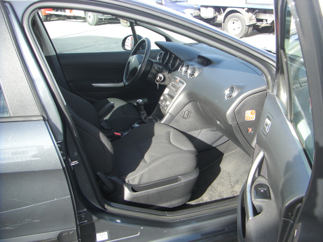 PEUGEOT 308 VTI 1.6 CONFORT 120CV