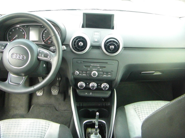 AUDI A-1 1.4 TFSI 122CV