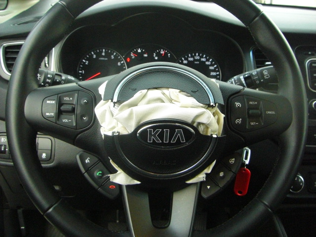 KIA CARENS 1.6 GASOLINA 135CV