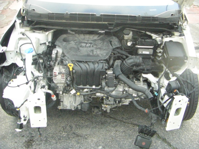 KIA CARENS 1.6 GASOLINA 135CV