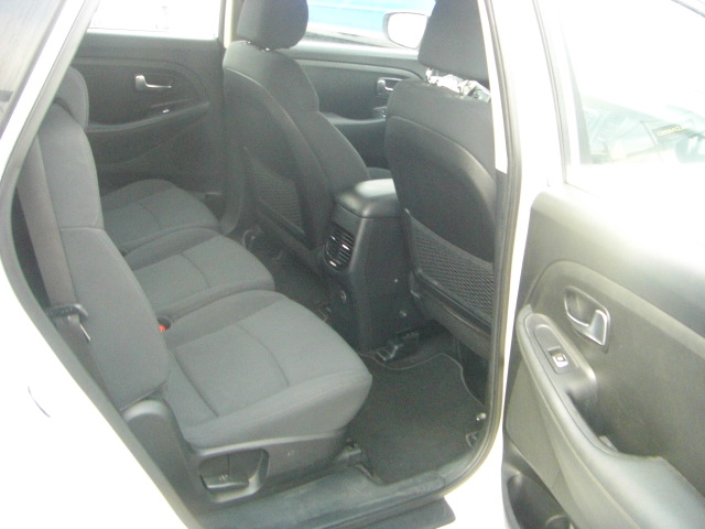 KIA CARENS 1.6 GASOLINA 135CV