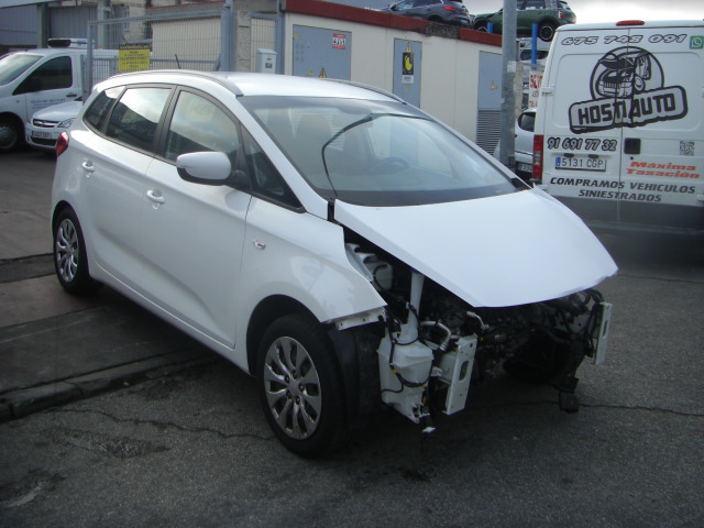 KIA CARENS 1.6 GASOLINA 135CV