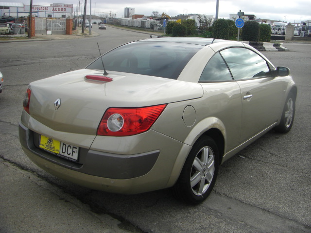 RENAULT COUPE CABRIO 1.6 I 113CV