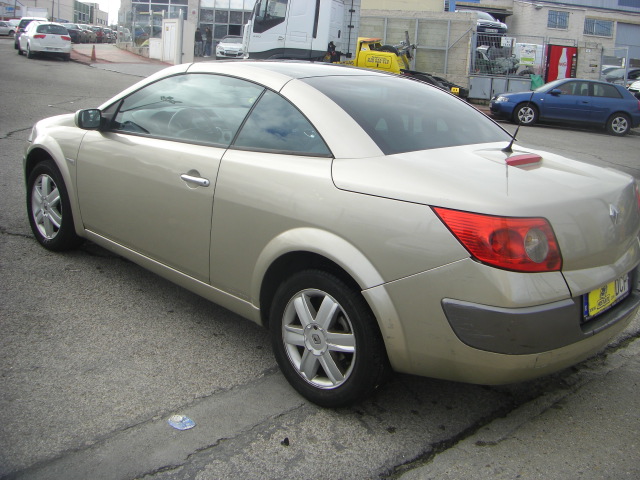 RENAULT COUPE CABRIO 1.6 I 113CV