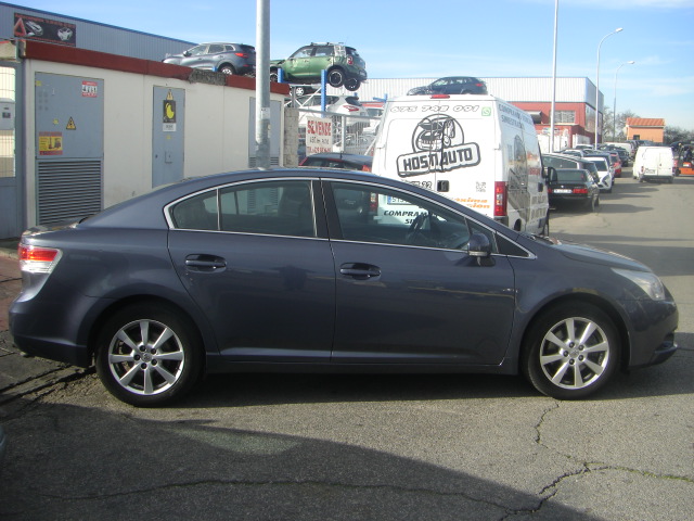 TOYOTA AVENSIS 2.2 D4D 150CV