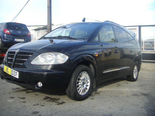 SSANGYONG RODIUS 2.7 CRDI 165CV 7 PLAZAS