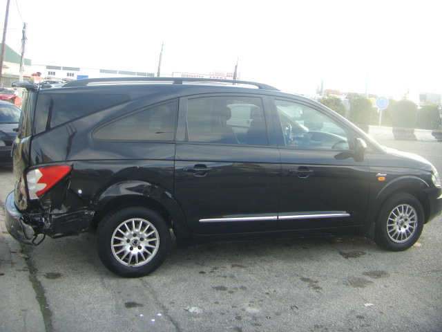 SSANGYONG RODIUS 2.7 CRDI 165CV 7 PLAZAS