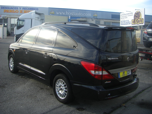 SSANGYONG RODIUS 2.7 CRDI 165CV 7 PLAZAS