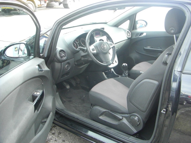 OPEL CORSA 1.4 I 90CV