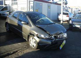 HONDA CIVIC 1.4 I - DSI CONFORT 82CV HONDA CIVIC 1.4 I - DSI CONFORT 82CV