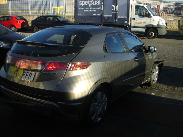 HONDA CIVIC 1.4 I - DSI CONFORT 82CV