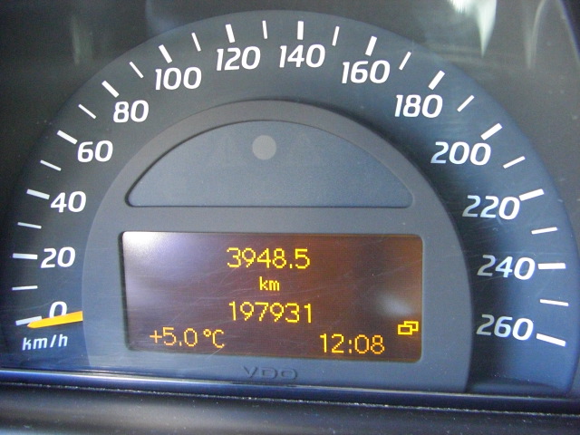 MERCEDES  BENZ C-200 I 2.0 KOMPRESOR 163CV