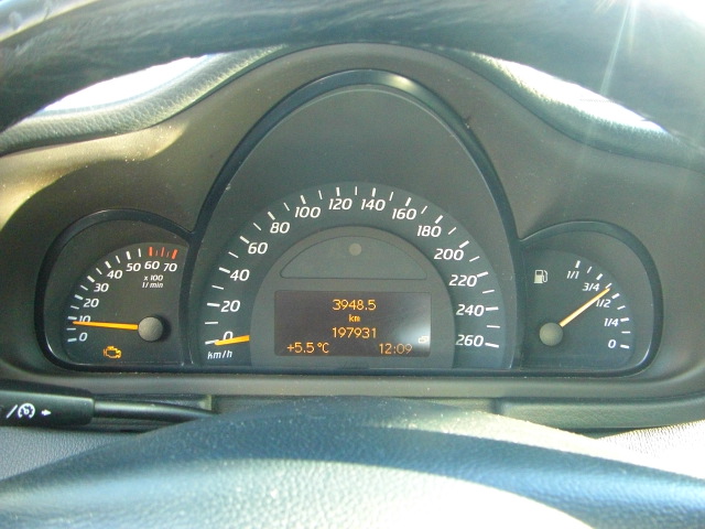 MERCEDES  BENZ C-200 I 2.0 KOMPRESOR 163CV