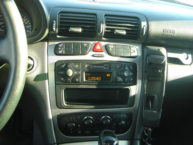 MERCEDES  BENZ C-200 I 2.0 KOMPRESOR 163CV