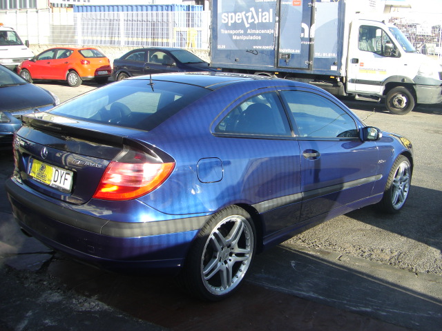 MERCEDES  BENZ C-200 I 2.0 KOMPRESOR 163CV