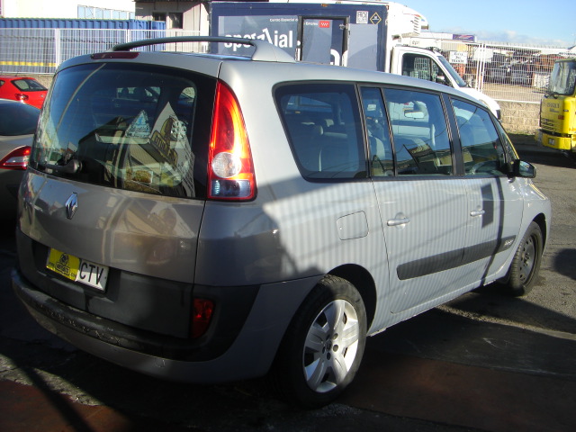 RENAULT GRAND ESPACE 2.2 CDTI 150CV 7 PLAZAS 