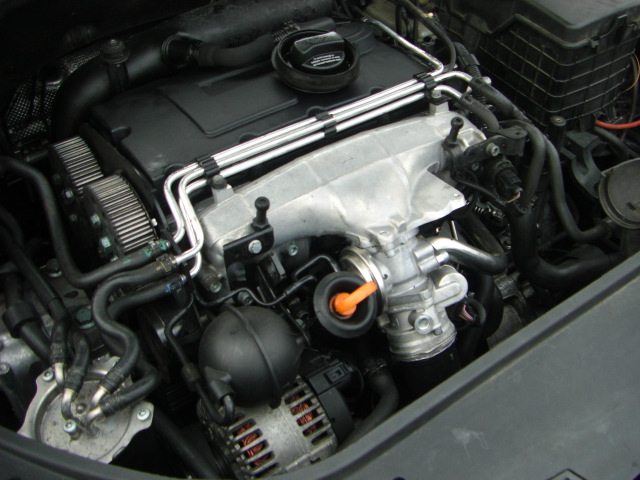 VOLKSWAGEN GOLF V 2.0 TDI 140CV