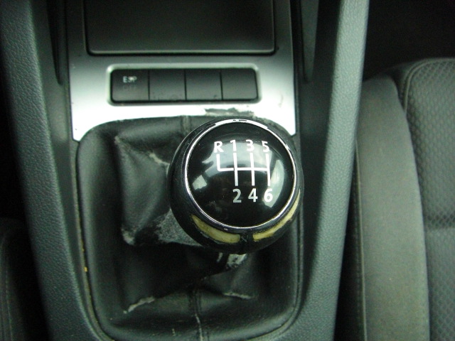 VOLKSWAGEN GOLF V 2.0 TDI 140CV