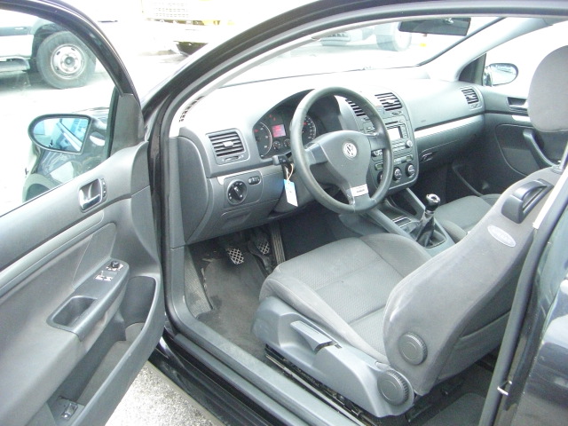 VOLKSWAGEN GOLF V 2.0 TDI 140CV