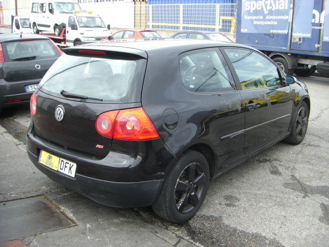 VOLKSWAGEN GOLF V 2.0 TDI 140CV