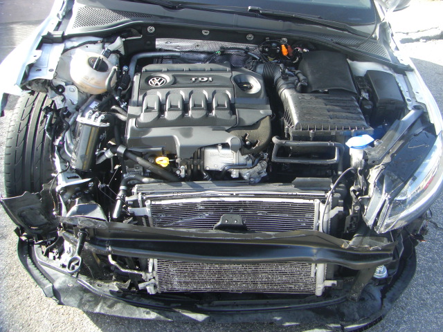 VOLKSWAGEN GOLF VII 2.0 TDI R LINE 150CV