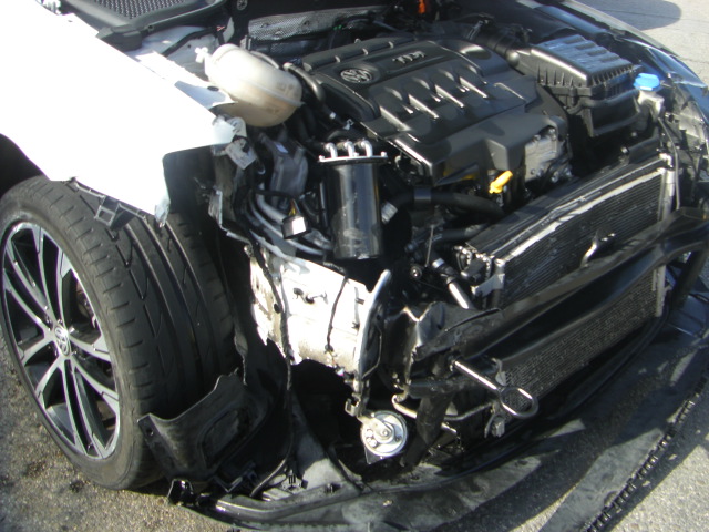 VOLKSWAGEN GOLF VII 2.0 TDI R LINE 150CV