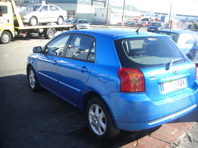 TOYOTA COROLLA 1.6 VVT-I 110CV