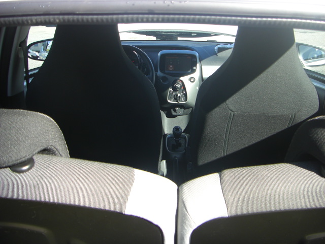 TOYOTA AYGO X PLAY 1.0 I 69CV AUTOMATICO