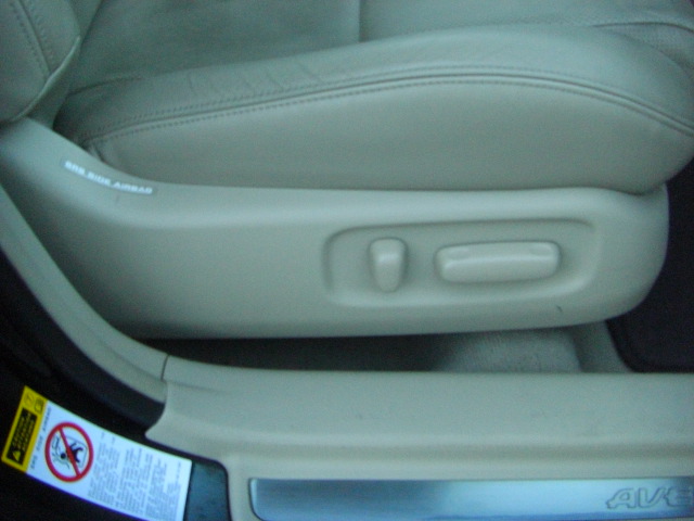 TOYOTA AVENSIS 2.0 VVT-I 147CV