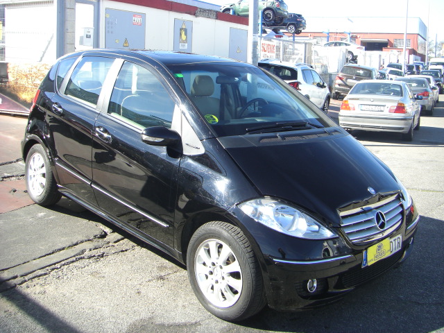MERCEDES BENZ CLASE A 170 i 1.7 116CV AUTOMATICO