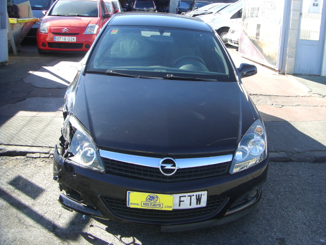 OPEL ASTRA GTC i 1.6 105CV
