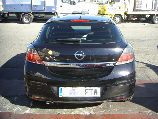 OPEL ASTRA GTC i 1.6 105CV