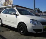 VOLKSWAGEN POLO 1.9 TDI 100CV VOLKSWAGEN POLO 1.9 TDI 100CV