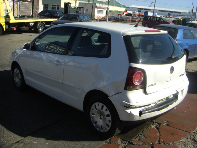 VOLKSWAGEN POLO 1.9 TDI 100CV
