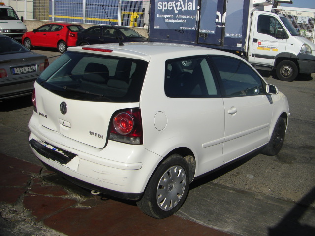 VOLKSWAGEN POLO 1.9 TDI 100CV