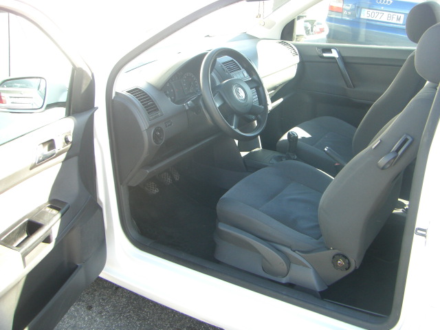 VOLKSWAGEN POLO 1.9 TDI 100CV