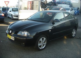 SEAT CORDOBA 1.9 TDI 100CV SEAT CORDOBA 1.9 TDI 100CV