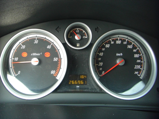 OPEL ASTRA GTC 1.9CDTI 120CV