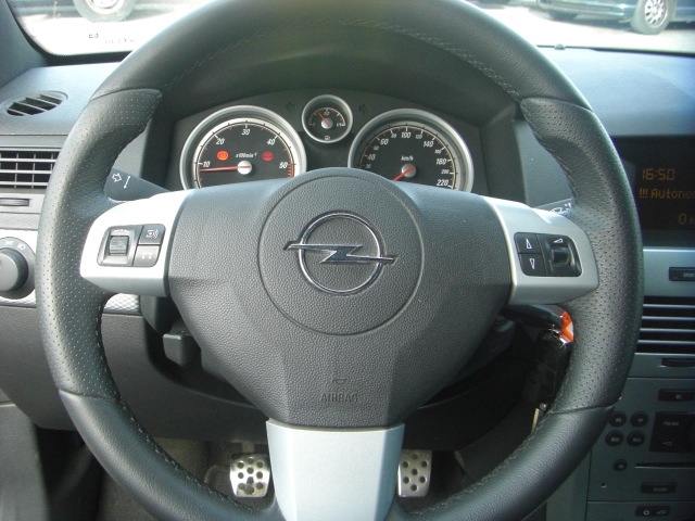 OPEL ASTRA GTC 1.9CDTI 120CV