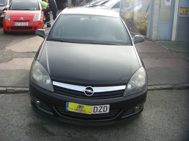 OPEL ASTRA GTC 1.9CDTI 120CV