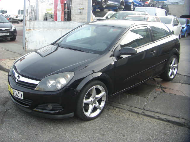 OPEL ASTRA GTC 1.9CDTI 120CV