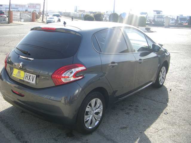 PEUGEOT 208 1.4 HDI 68CV ACTIVE