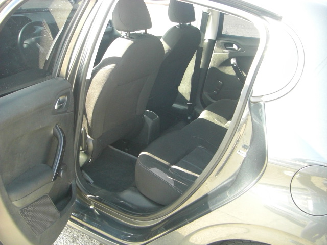 PEUGEOT 208 1.4 HDI 68CV ACTIVE