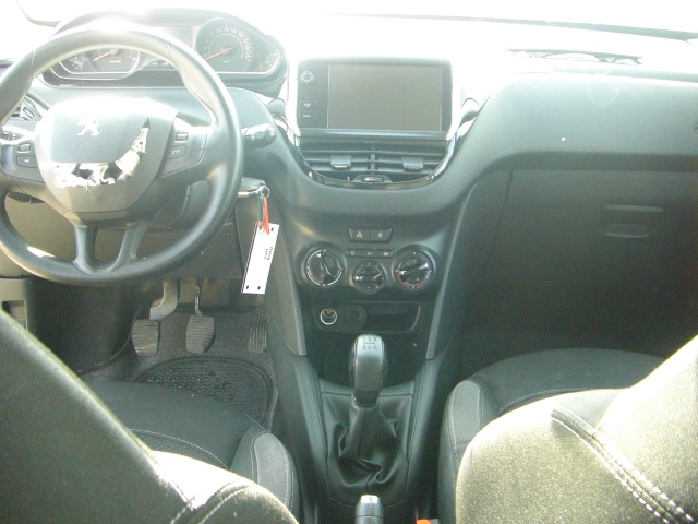 PEUGEOT 208 1.4 HDI 68CV ACTIVE