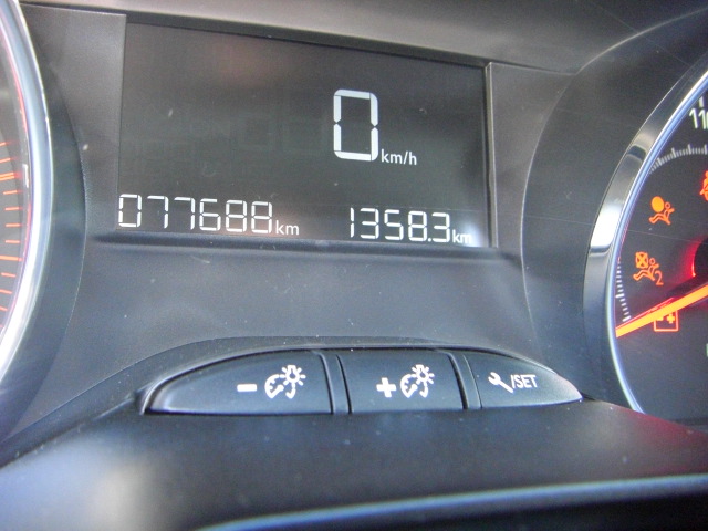 PEUGEOT 208 1.4 HDI 68CV ACTIVE