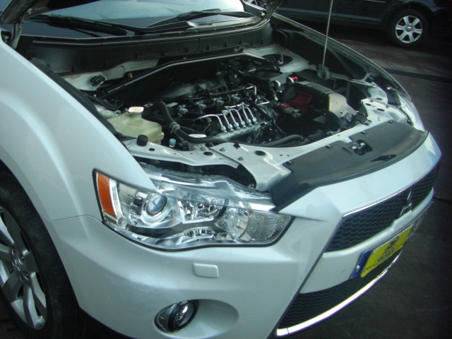 MITSUBISHI OUTLANDER 2.2 DID 176CV 7 PLAZAS