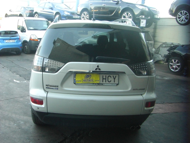 MITSUBISHI OUTLANDER 2.2 DID 176CV 7 PLAZAS